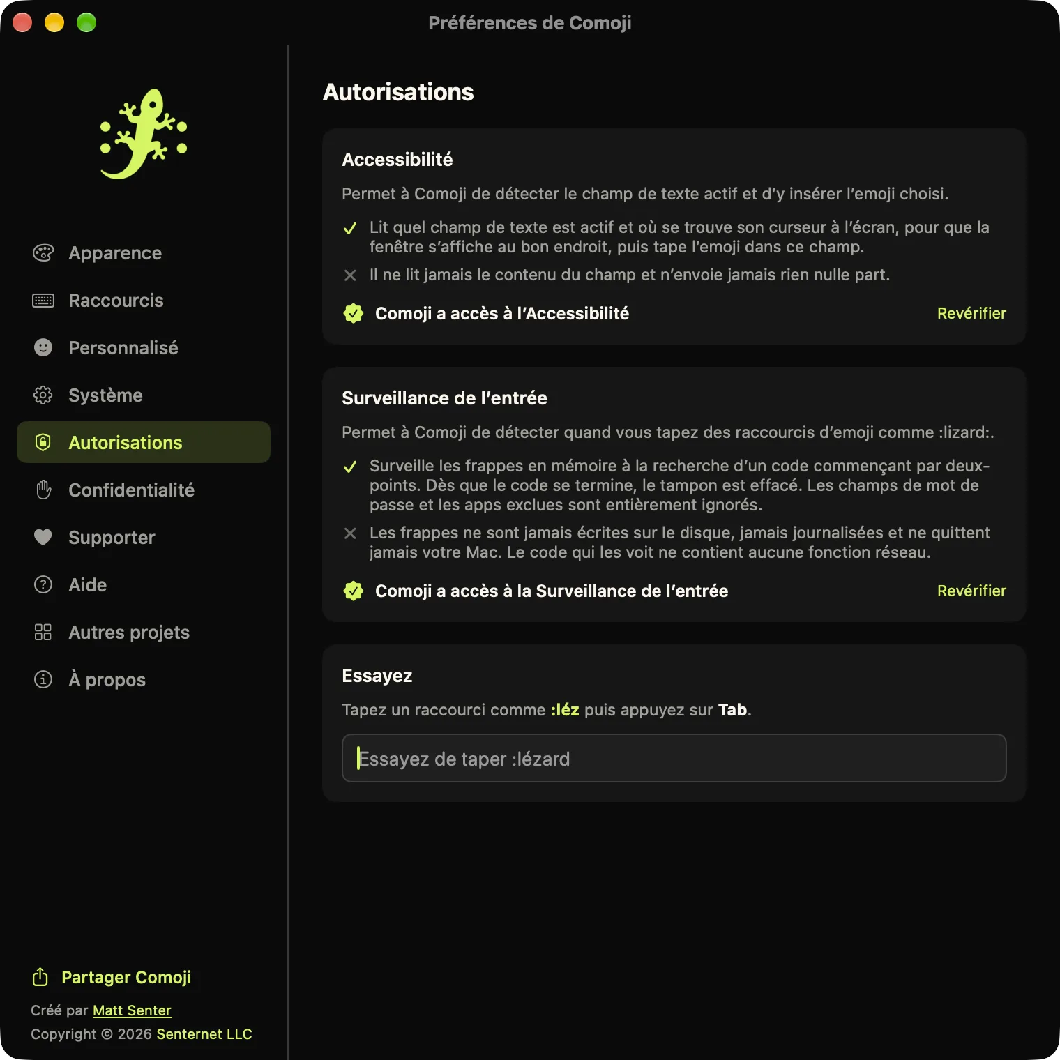 Les Préférences de Comoji ouvertes sur l’onglet Autorisations, avec l’Accessibilité et la Surveillance de l’entrée accordées et un champ Essayez